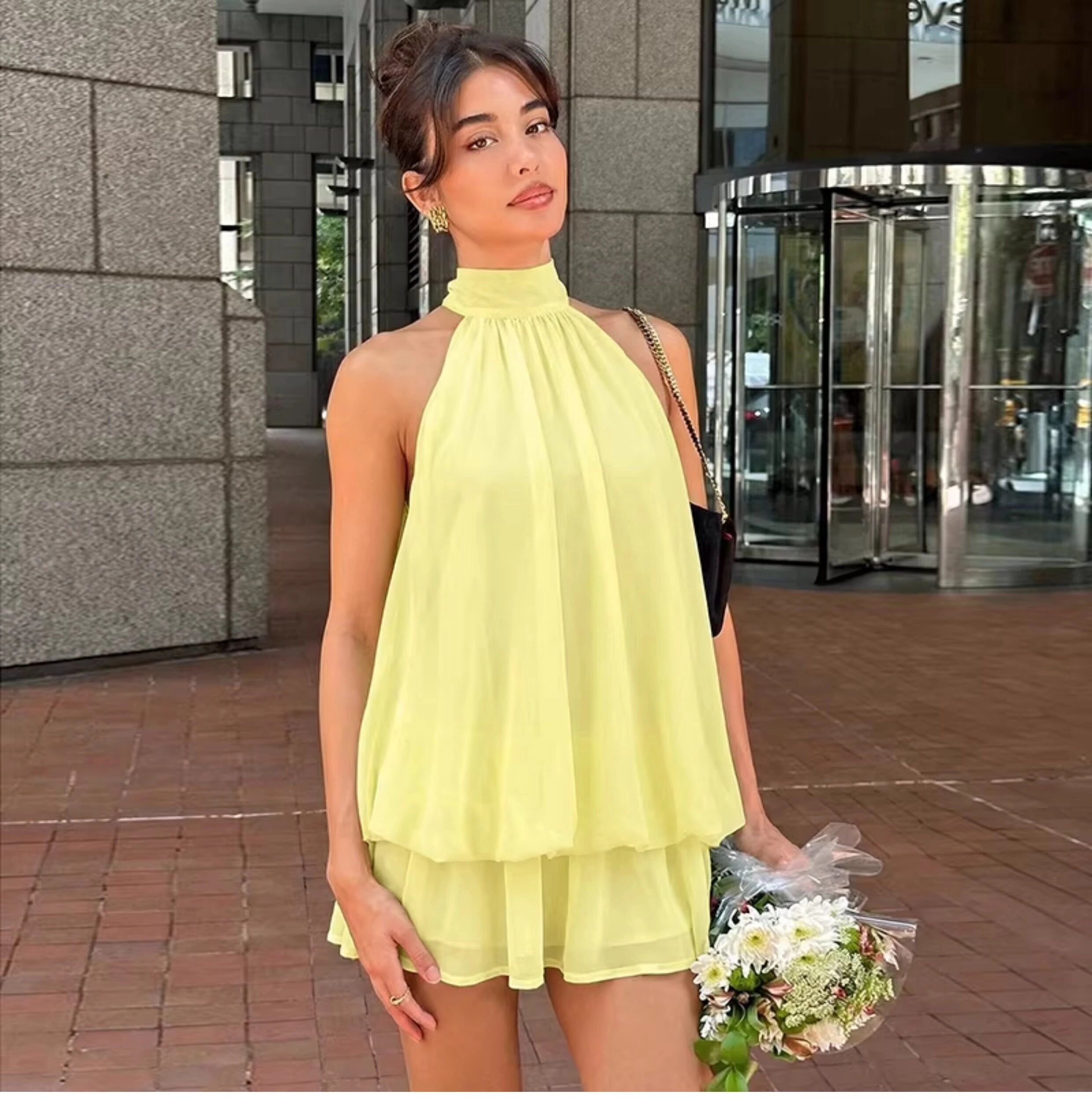 Ärmlös miniklänning med halterneck för dam-Mini Dress-Fjallbarn