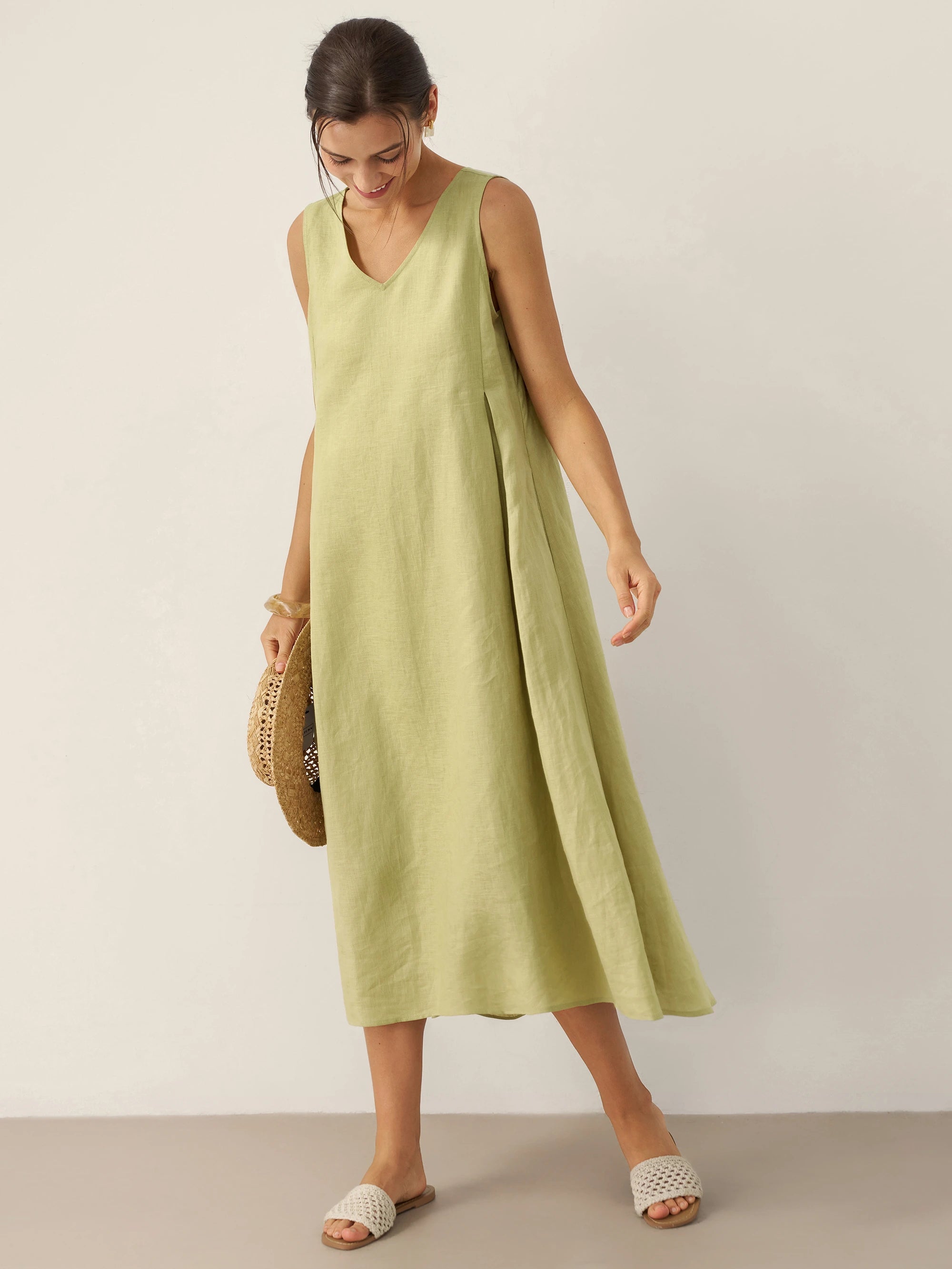Ärmlös V-ringad midiklänning i linne för dam-Midi Dress-Fjallbarn