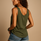Ärmlös V-ringad topp för dam med knappar fram och rundad fåll-Tops for women-Fjallbarn