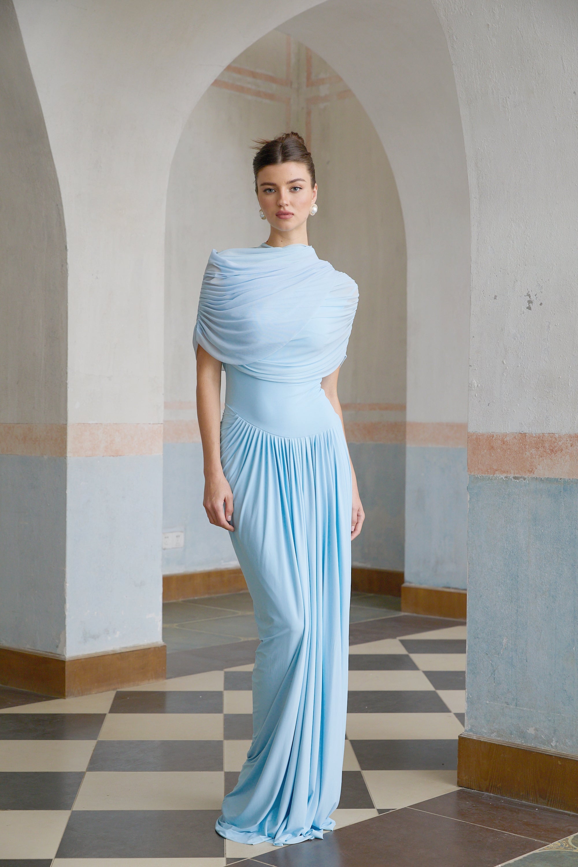 Asymmetrisk plisserad maxiklänning för dam-Maxi Dress-Fjallbarn