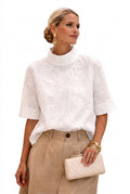 Blommig broderad blus med hög krage för dam-Blouses for women-Fjallbarn