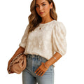 Blommig damblus med puffärm och rund halsringning-Blouses for women-Fjallbarn