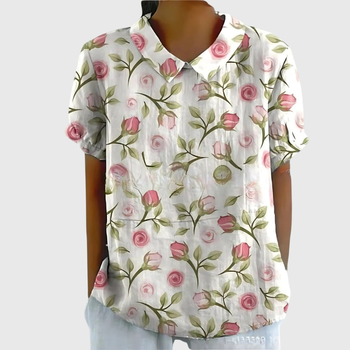Blommig kortärmad blus med Peter Pan-krage för dam-Blouses for women-Fjallbarn