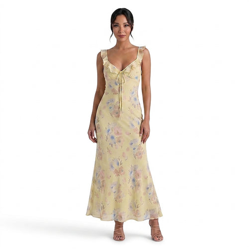 Blommig maxiklänning för dam med volangkant-Maxi Dress-Fjallbarn