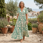 Blommig maxiklänning med V-ringning och volanger för dam-Maxi Dress-Fjallbarn