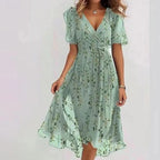 Blommig midiklänning med V-ringning för dam-Midi Dress-Fjallbarn