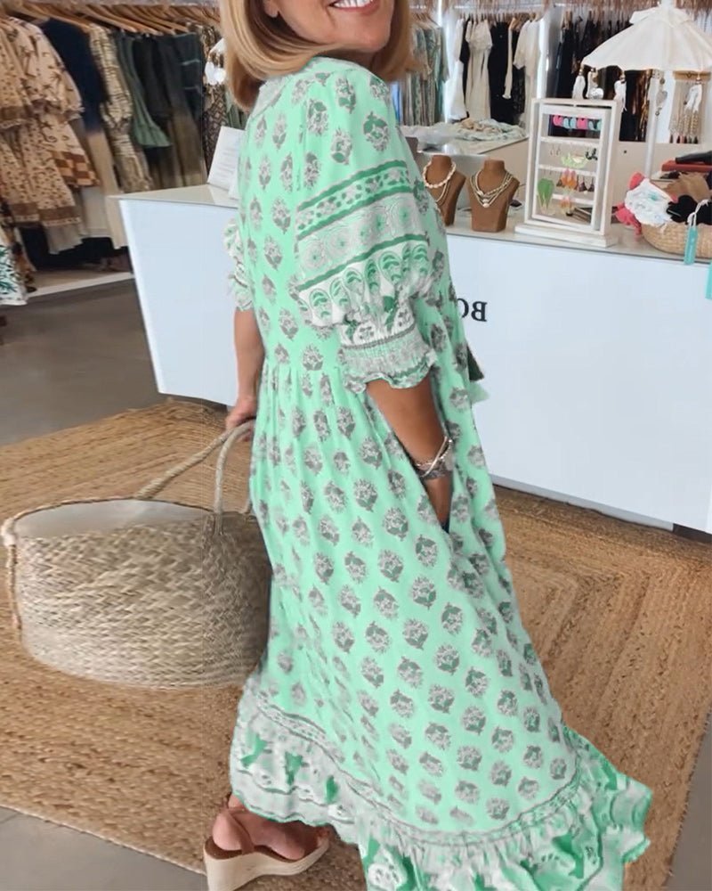 Blommig midiklänning med V-ringning för dam-Midi Dress-Fjallbarn