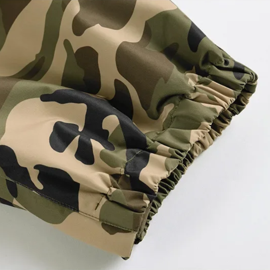 Cargobyxor för dam med kamouflagemönster för snowboardåkning-Pants for Women-Fjallbarn