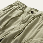 Cargoshorts för herrar med dragsko i midjan och fickor med lock-Shorts for men-Fjallbarn