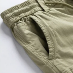 Cargoshorts för herrar med dragsko i midjan och fickor med lock-Shorts for men-Fjallbarn
