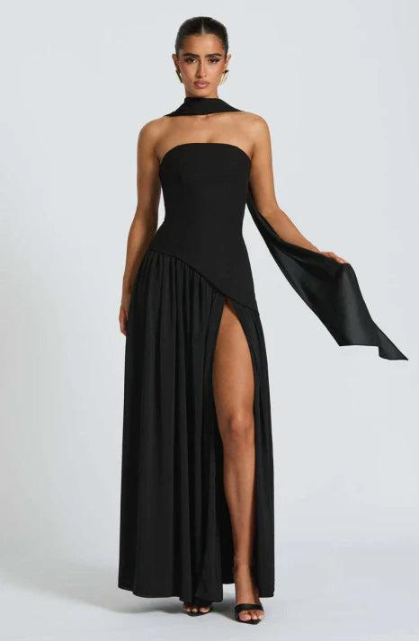Dam Axelbandslös Maxiklänning med Asymmetrisk Design-Maxi Dress-Fjallbarn