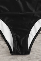 Dam baddräkt med halterneck, nyckelhålsöppning och randigt mittparti-Swimwear for women-Fjallbarn
