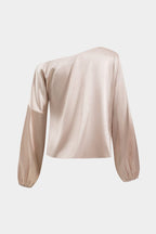 Dam blus med enaxlad skärning och ballongärmar-Blouse for women-Fjallbarn