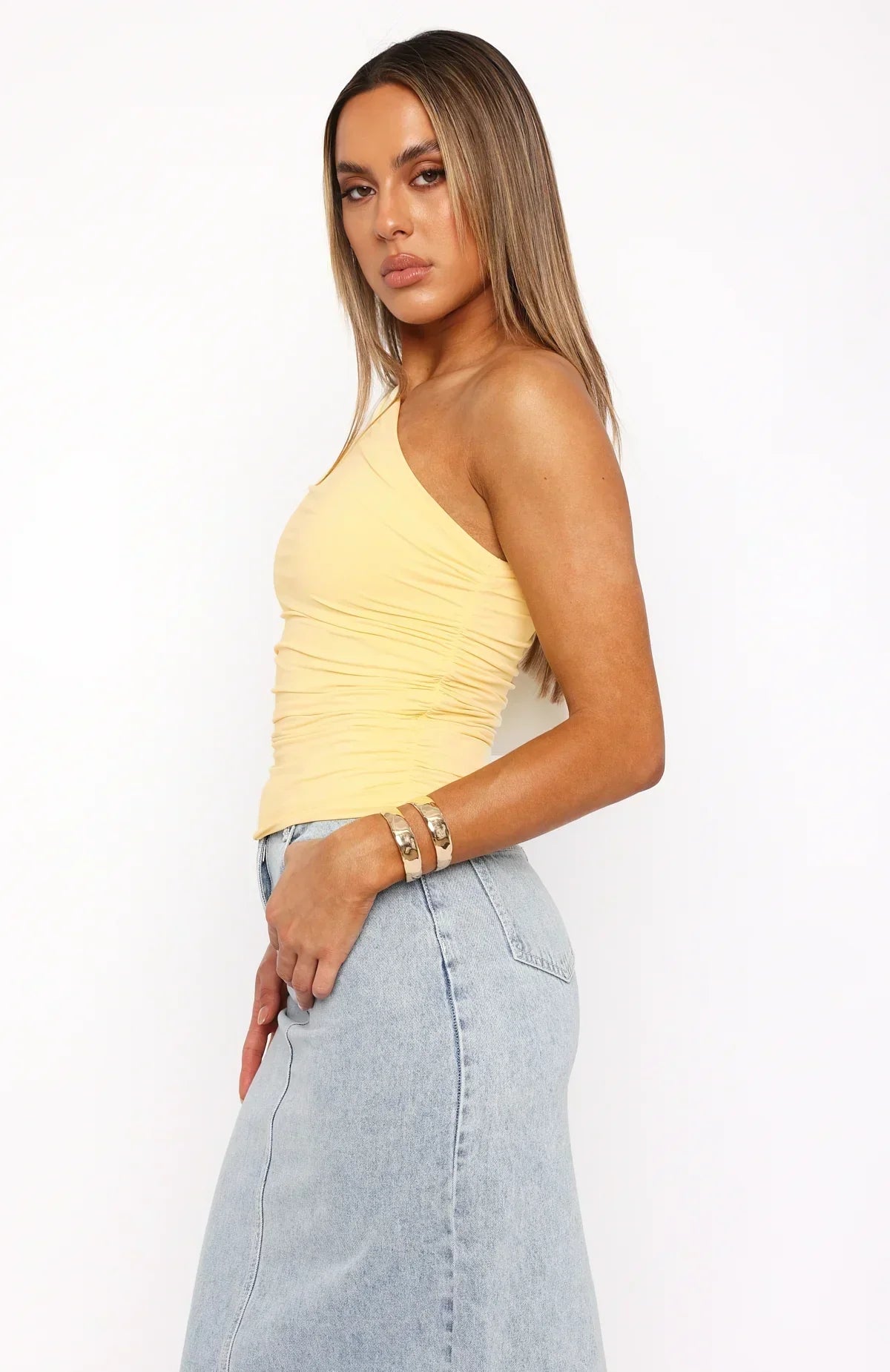 Dam enaxlad topp med rynkad detalj-Tops for women-Fjallbarn