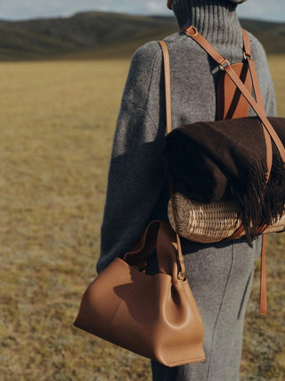 Dam Handväska med topphandtag och sömdetaljer-Accessories for women-Fjallbarn