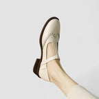 Dam Mary Jane-skor med T-rem och perforerade detaljer-Footwear for women-Fjallbarn
