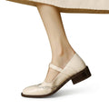 Dam Mary Jane-skor med T-rem och perforerade detaljer-Footwear for women-Fjallbarn