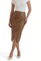 Dam midikjol med draperad design och slits fram-Skirt for women-Fjallbarn
