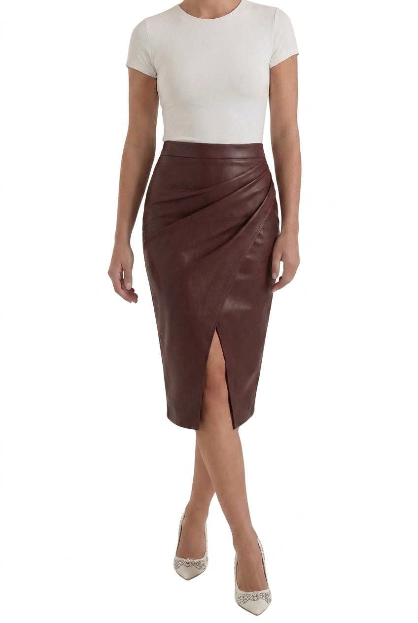 Dam midikjol med draperad design och slits fram-Skirt for women-Fjallbarn