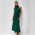 Dam midiklänning med hög krage och draperad överdel-Midi Dress-Fjallbarn