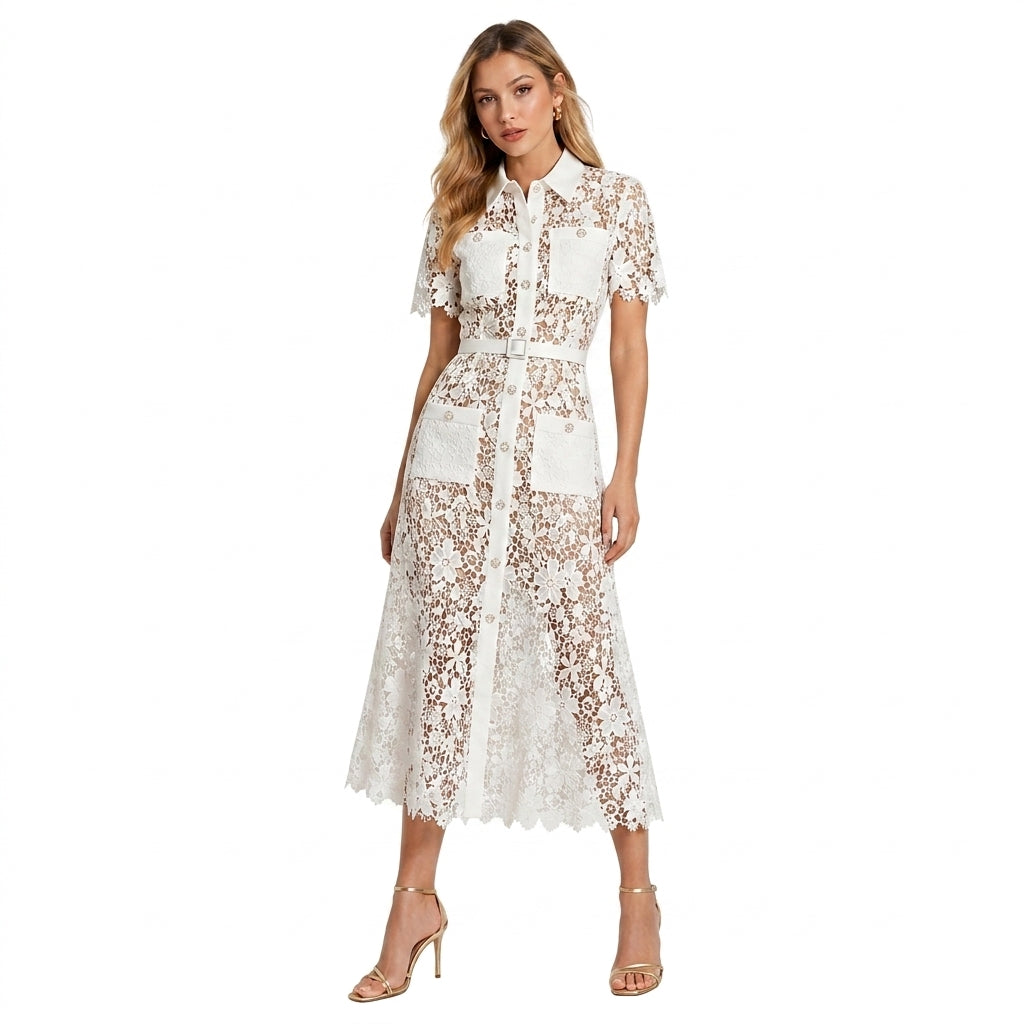 Dam midiklänning med korta ärmar och blommigt mönster samt knäppning och skärp och fyra fickor-Midi Dress-Fjallbarn