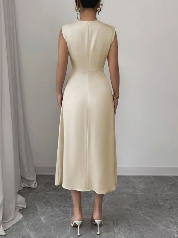 Dam midiklänning utan ärmar med hög krage och utsvängd kjol-Midi Dress-Fjallbarn