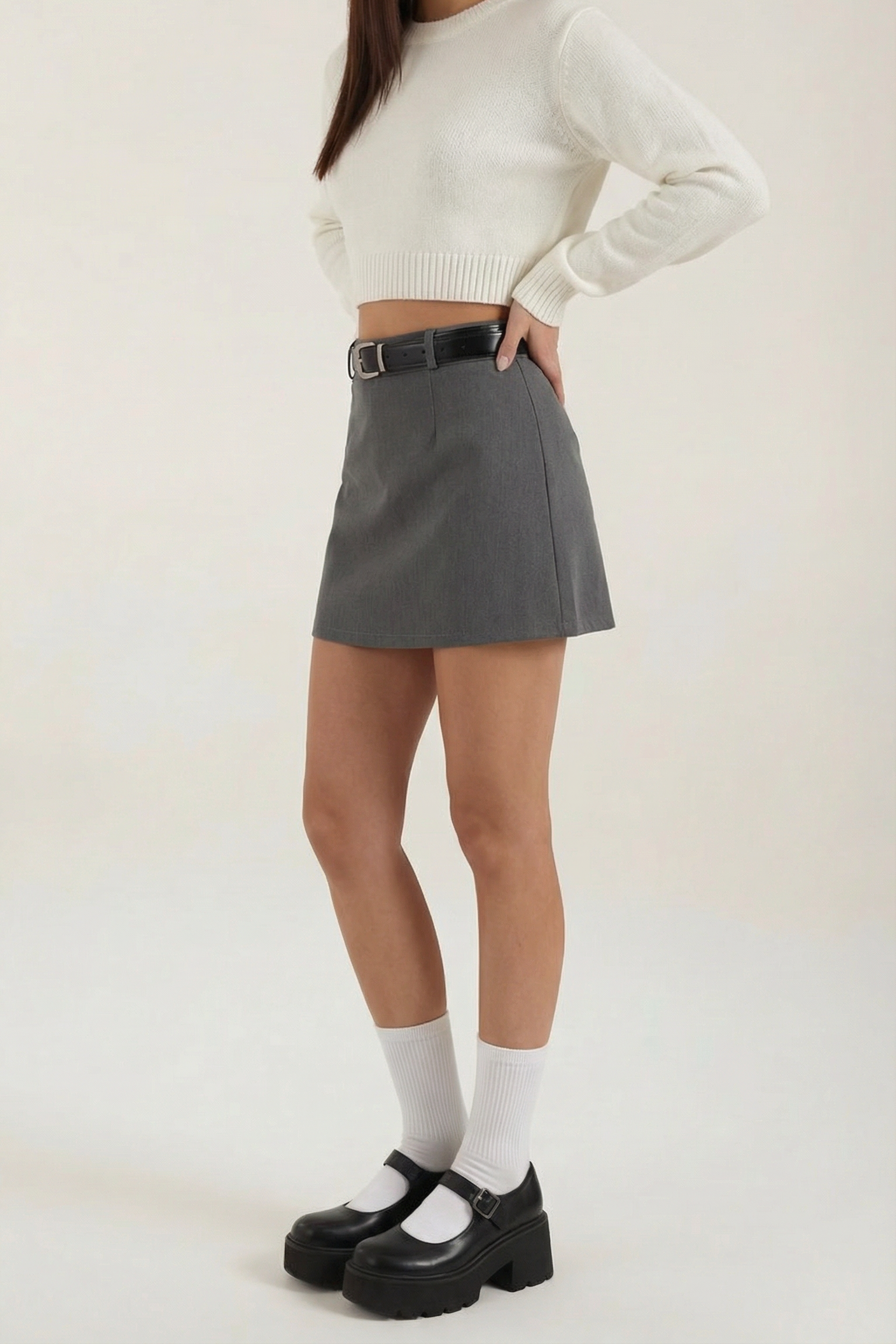 Dam minikjol med hög midja, bälteshällor och rak fåll-Skirt for women-Fjallbarn