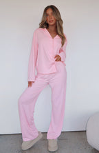 Dam pyjamasset med knäppning och slagkrage-Sets for women-Fjallbarn