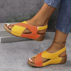 Dam sandaler med kilklack och vristrem-Footwear for women-Fjallbarn