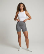 Dam Shorts med Hög Midja och Sömlös Struktur med Perforerade Konturpaneler-Shorts for women-Fjallbarn