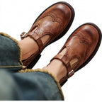 Dam T-remsskor med wingtip-tå och broguemönster-Shoes for women-Fjallbarn
