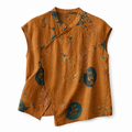 Damblus med kort ärm, blommönster, ståkrage och knappstängning-Blouse for women-Fjallbarn