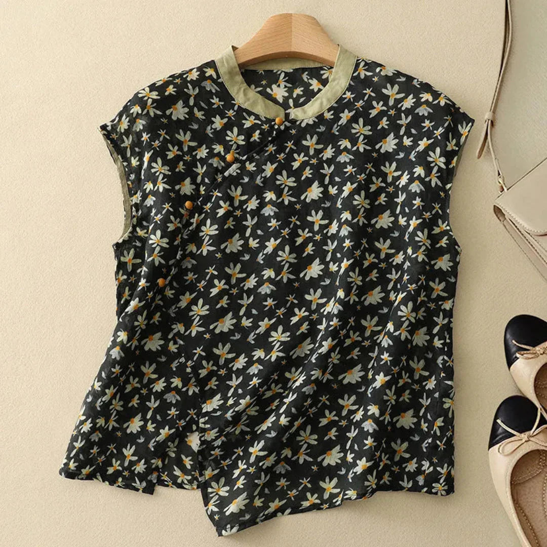 Damblus med kort ärm, blommönster, ståkrage och knappstängning-Blouse for women-Fjallbarn