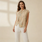 Damblus med kort ärm, blommönster, ståkrage och knappstängning-Blouse for women-Fjallbarn