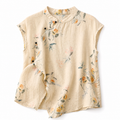 Damblus med kort ärm, blommönster, ståkrage och knappstängning-Blouse for women-Fjallbarn