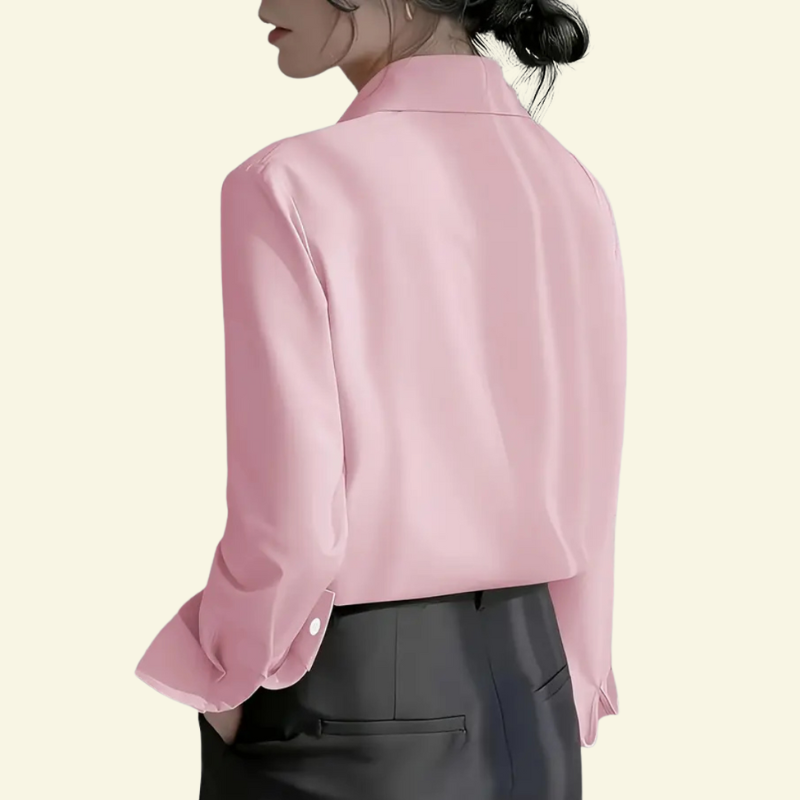 Damblus med långa ärmar och spetsig krage med dold knappslå-Blouse for women-Fjallbarn