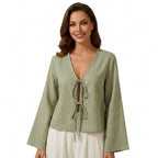 Damblus med V-ringning, knytstängning fram och vida ärmar-Blouse for women-Fjallbarn
