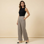 Dambyxor med hög midja, vida ben, frontveck och sidofickor-Pant for women-Fjallbarn