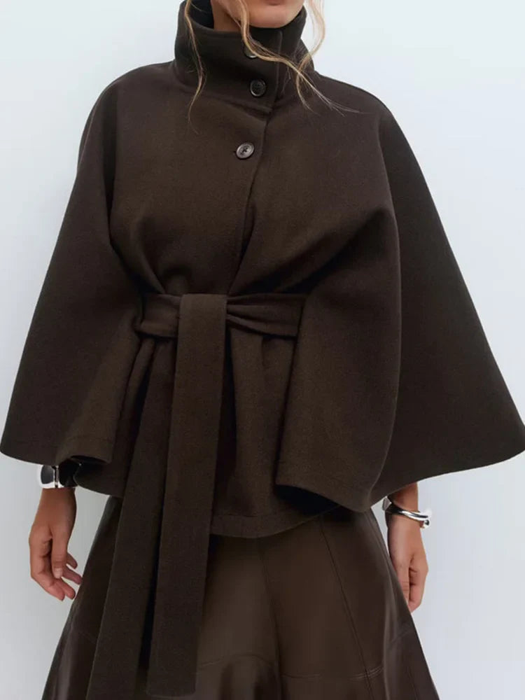 Damcape med ståkrage och knytskärp-Jacket for women-Fjallbarn