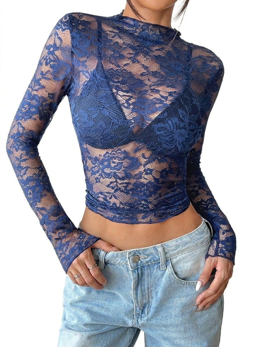 Damernas långärmade spetstopp med hög krage och blommönster-Tops for women-Fjallbarn