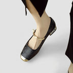 Damernas Mary Jane-skor med mönstrat tyg, tvinnad rem och stenprydd klack-Footwear for women-Fjallbarn