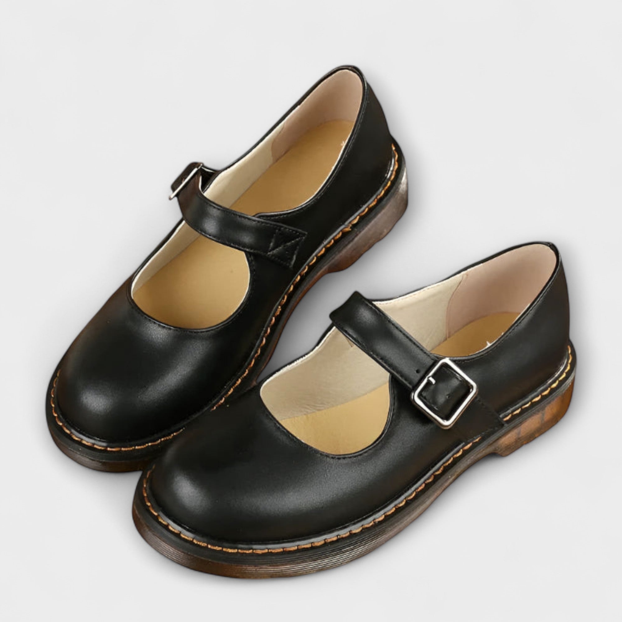 Damernas Mary Jane-skor med rund tå och spänne-Footwear for women-Fjallbarn
