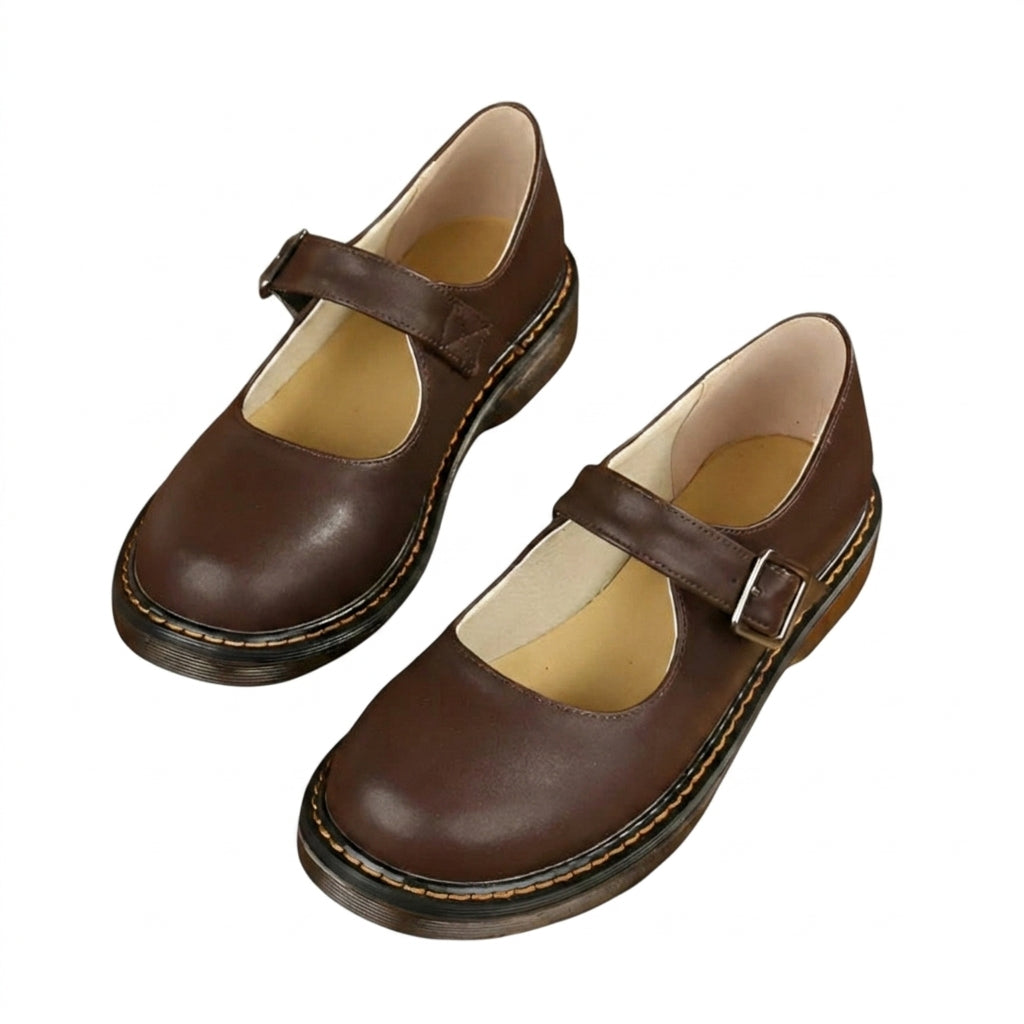 Damernas Mary Jane-skor med rund tå och spänne-Footwear for women-Fjallbarn