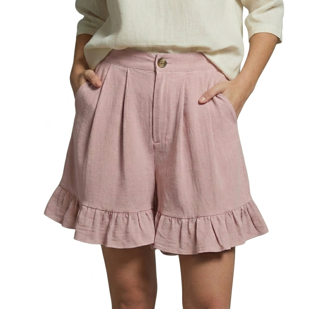 Damernas shorts med hög midja och veckad framsida samt volangkant och sidofickor-Shorts for women-Fjallbarn