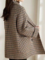 Damkappa med hundtandsmönster och knäppning-Jacket for women-Fjallbarn