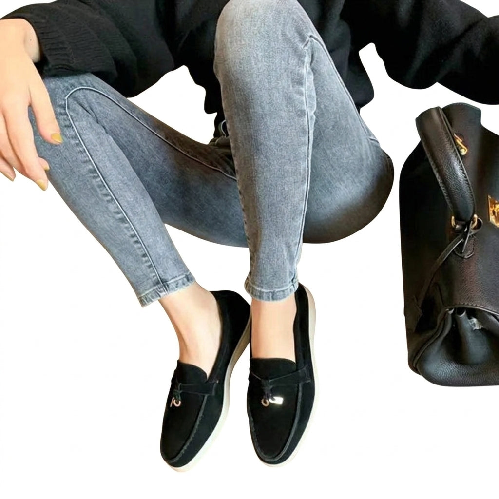 Damloafers med tofsar och kontrasterande sula-Footwear for women-Fjallbarn