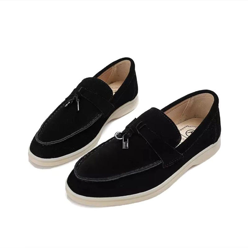 Damloafers med tofsar och kontrasterande sula-Footwear for women-Fjallbarn