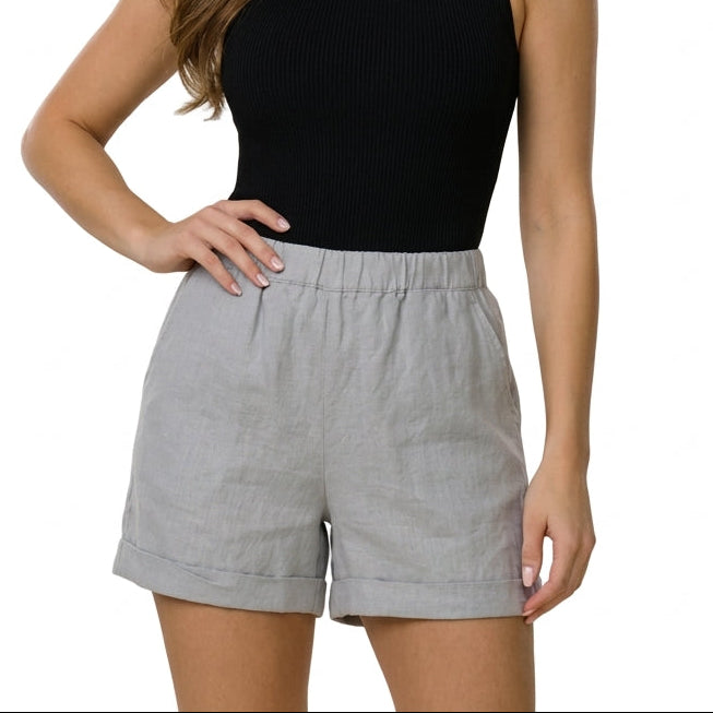 Damshorts med elastisk midja, uppvikta benslut och sidofickor-Shorts for women-Fjallbarn