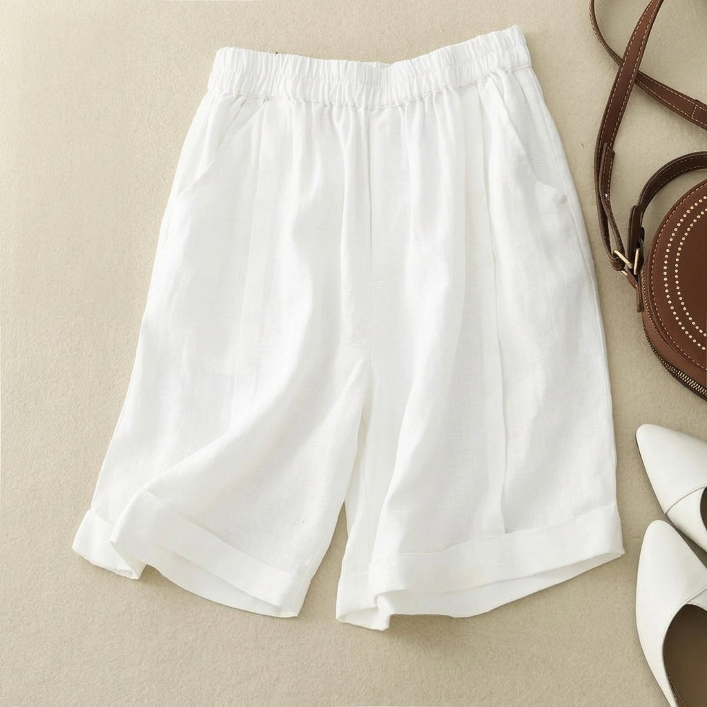 Damshorts med elastisk midja, uppvikta benslut och sidofickor-Shorts for women-Fjallbarn