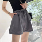 Damshorts med hög midja, dragsko och texturerad yta-Shorts for women-Fjallbarn